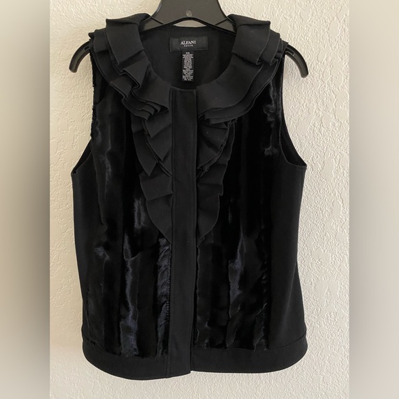 Alfani petite faux fur ruffle vest - Picture 1 of 4